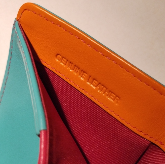 👝 Ili New York Wallet - Picture 8 of 9